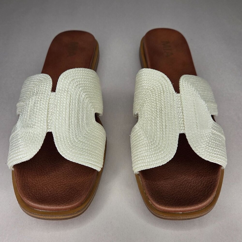 MIA Dia White Woven Flats Slides Sandals, Size: 8 M